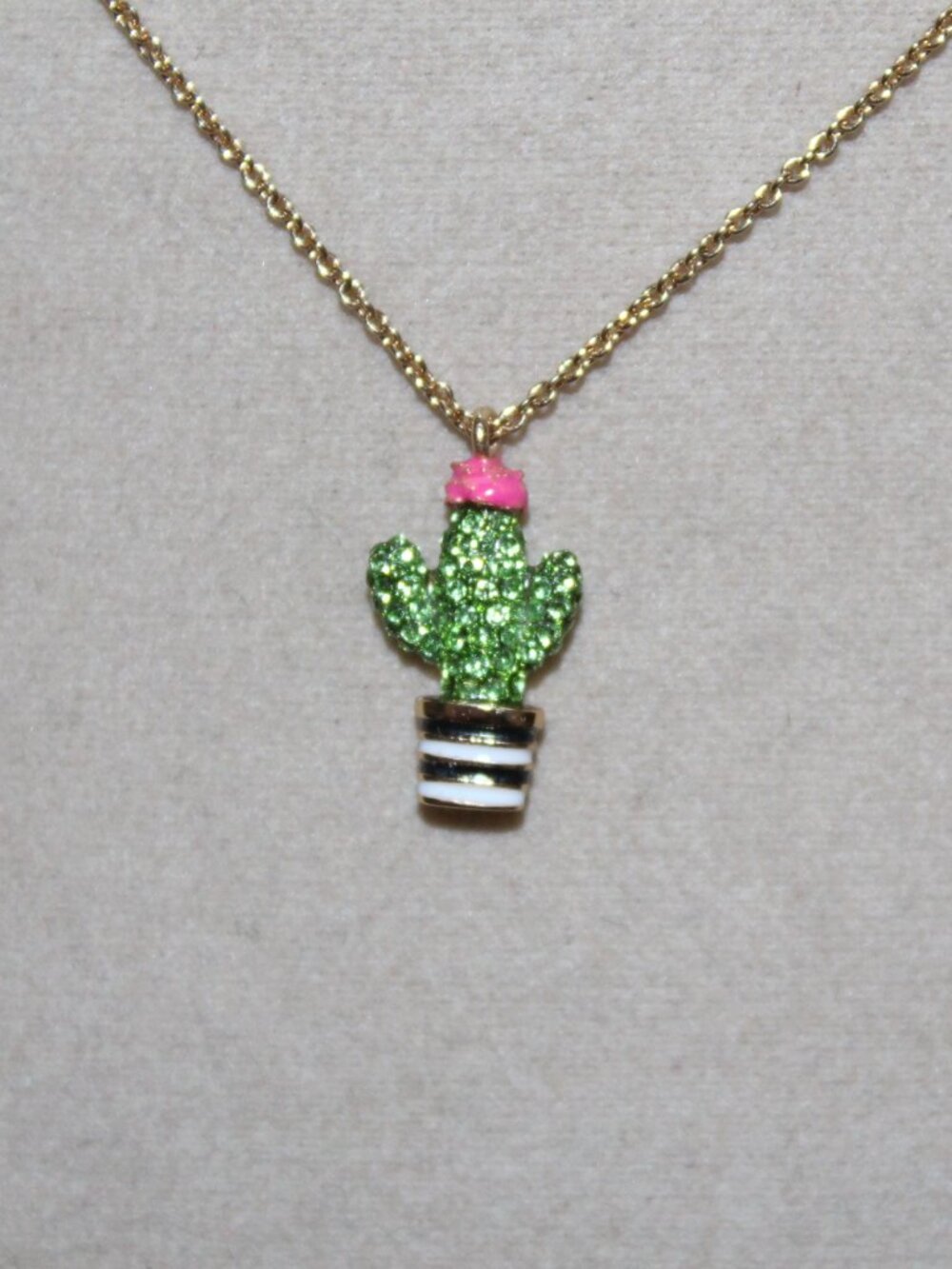 NWT Kate Spade Scenic Route Gold Plated Pave Cactus Necklace & Stud Earrings Set - Picture 8 of 12